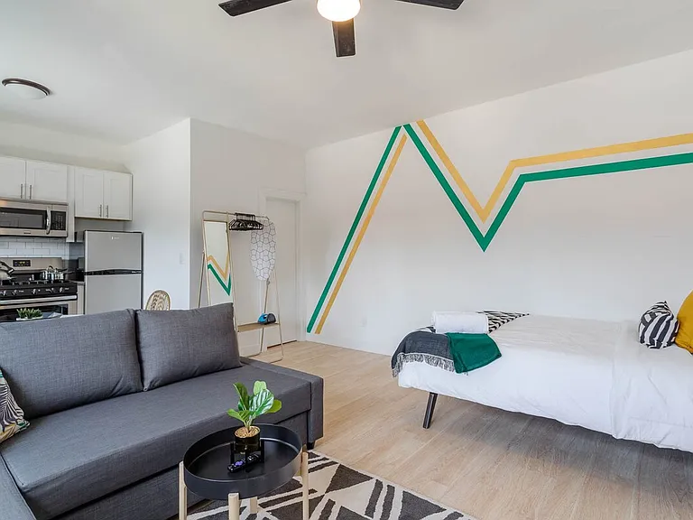 4648 Hollywood Blvd #106 — Photo 7