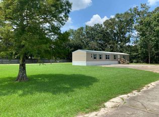 45050 Dora Rd, Saint Amant, LA 70774