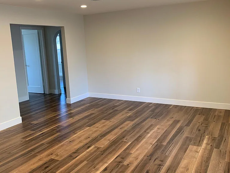 65 N Main St — Photo 12