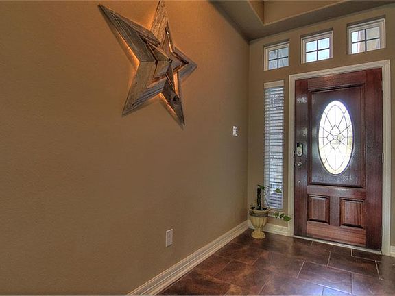 5th image of 29918 Spring Creek Ln