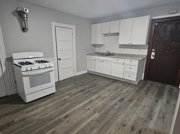 201 Glen St #2, New Britain, CT 06051