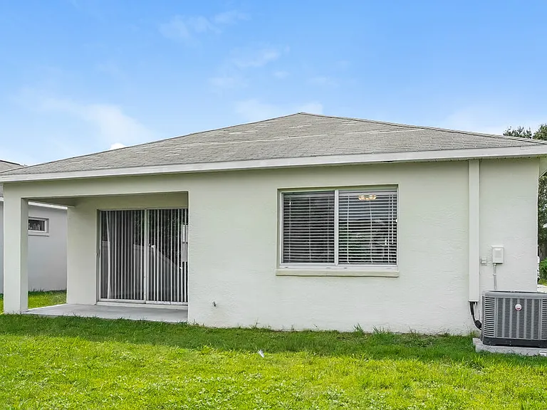 12914 Fieldmoor Ct — Photo 16