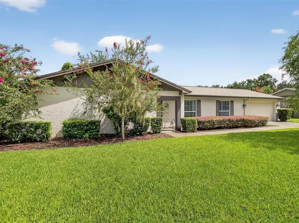 13805 Cherry Brook Ln, Tampa, FL 33618