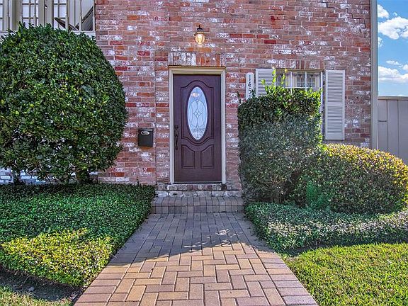 2nd image of 1451 Fountain View Dr #6