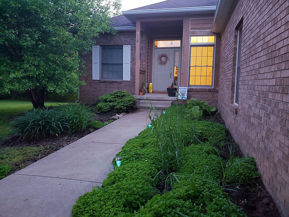 1st image of 319 E Pine Ave