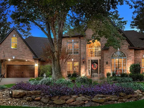 47 Carriage Pines Court, The Woodlands, TX 77381