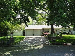 5th image of 27 Galahad Ln