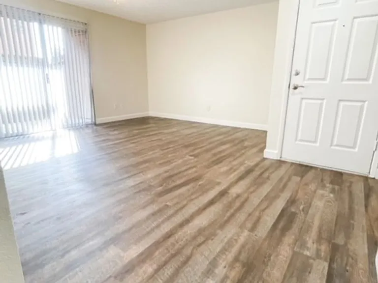 Jackson Park Place — Photo 174