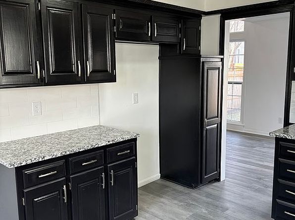 overland-park-kansas-75662995 picture