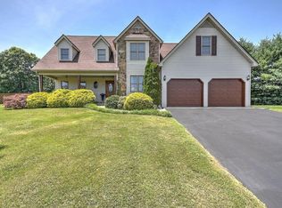 4135 Bradford Ln, Johnson City, TN 37601