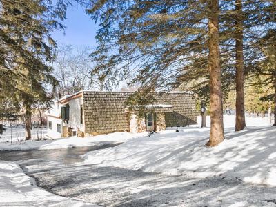 2231 North Glendale ROAD, Oconomowoc, WI, 53066