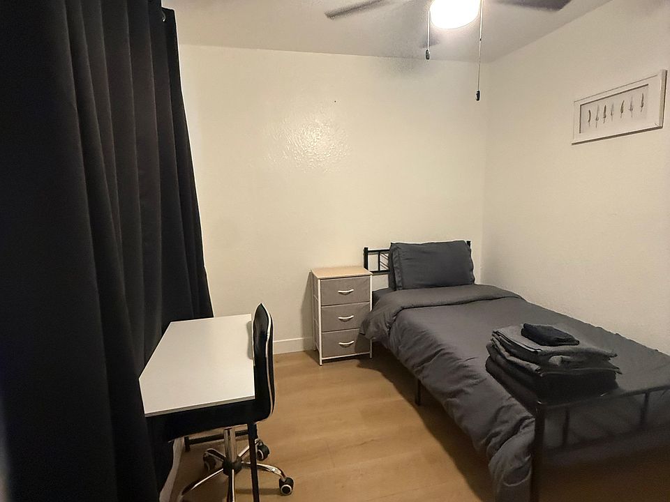 1st image of 4101 4th Ave #4