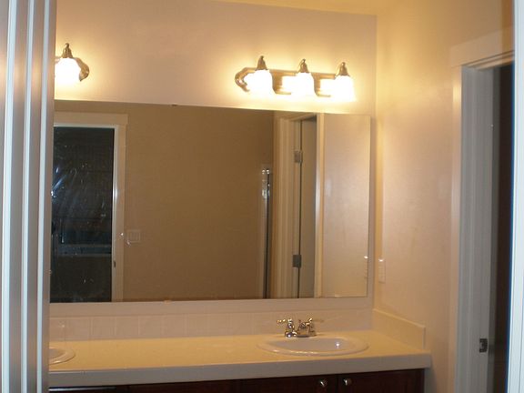 Master bath with 5-piece set