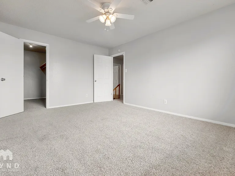 Del Estrado Townhomes — Photo 30