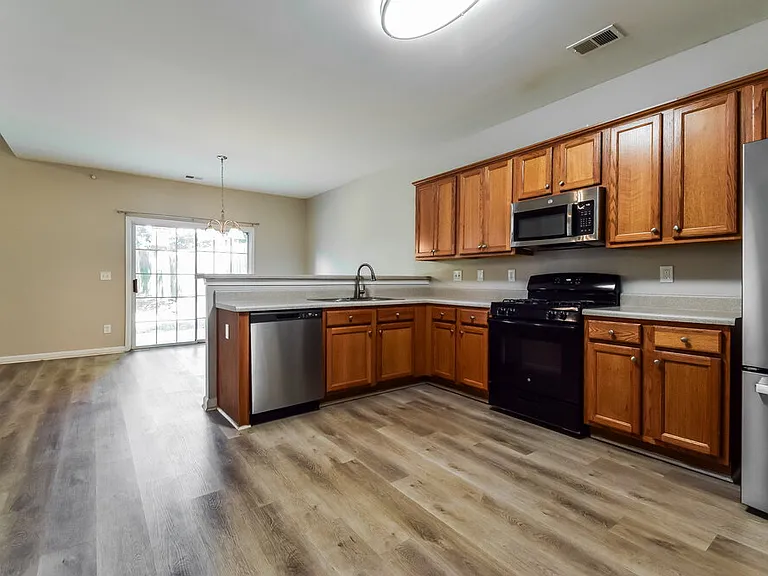 2740 Gatewater Ct — Photo 9