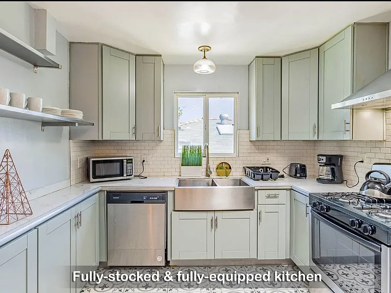 6645 Amherst St — Photo 19