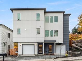 8612 37th Ave S #B, Seattle, WA 98118