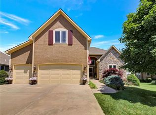 708 Bellerive Ct, Lansing, KS 66043