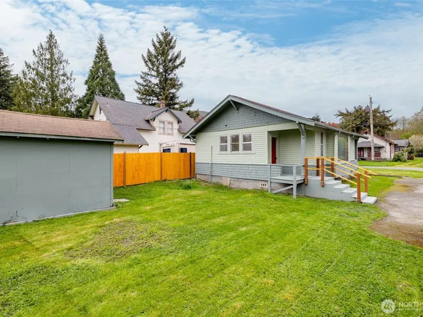 12372 Bartl Street, Clear Lake, WA 98235