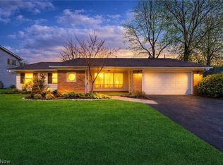 1215 Spruce Tree Ln, Amherst, OH 44001