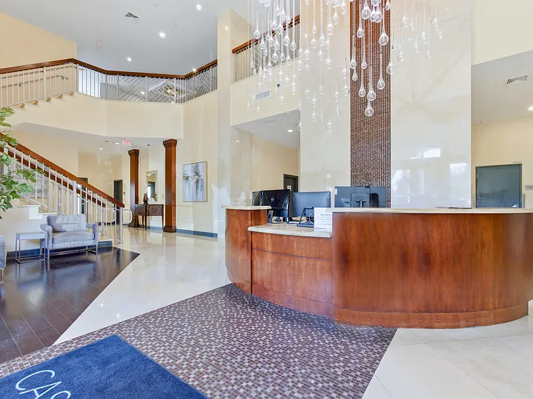 350 N Federal Hwy #Penthouse 09 — Photo 33