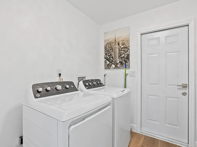 4636 Bay Crest Dr — Photo 53