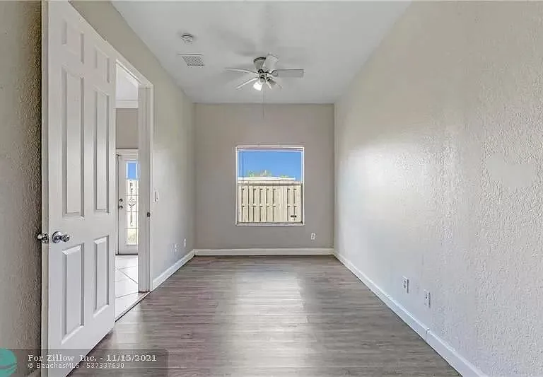2501 NW 8th St — Photo 15