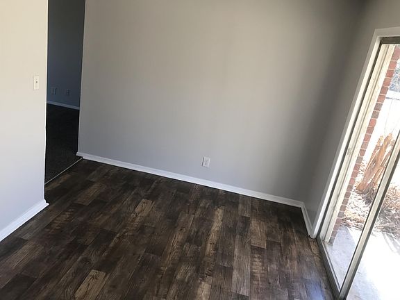 4th image of 25 Arapaho Dr