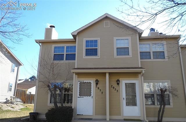 1st image of 7957 Lexington Park Dr