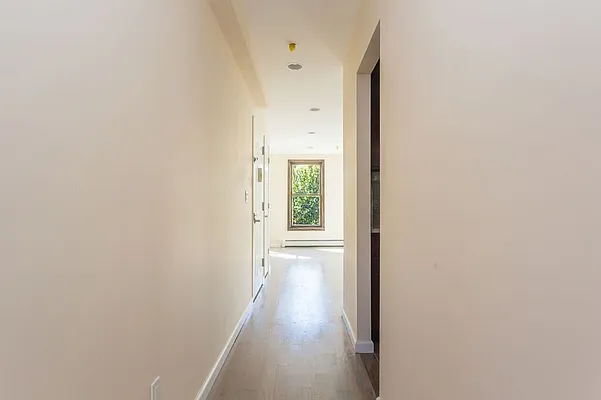 Rented by MNS | media 23