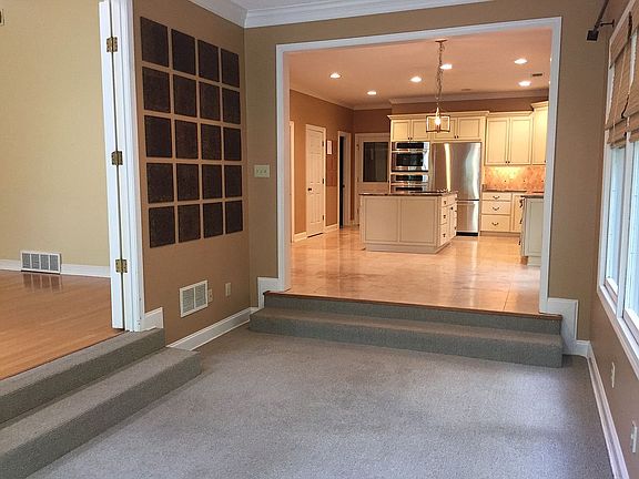 4th image of 2148 E Glenalden Dr
