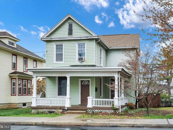 22 W Coover St, Mechanicsburg, PA 17055