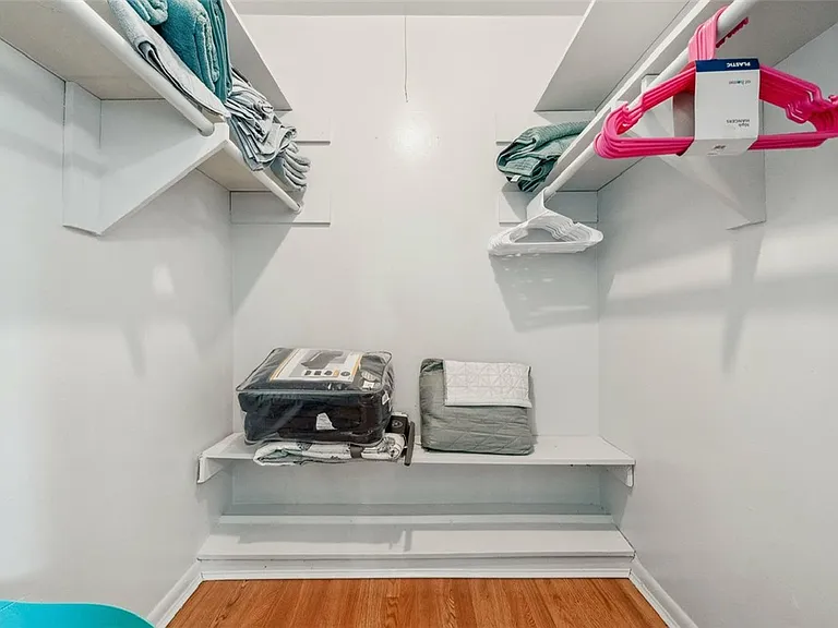 1004 Dominik Dr — Photo 14