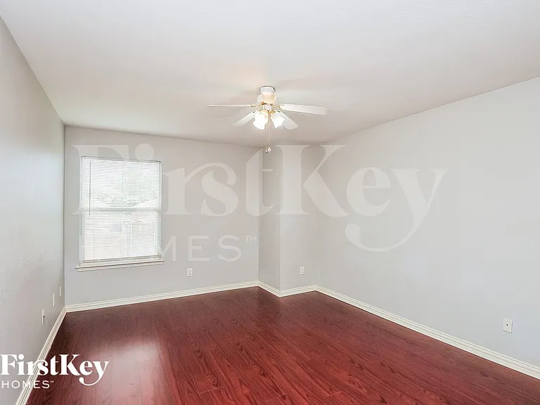 8312 Tribute Ln — Photo 13