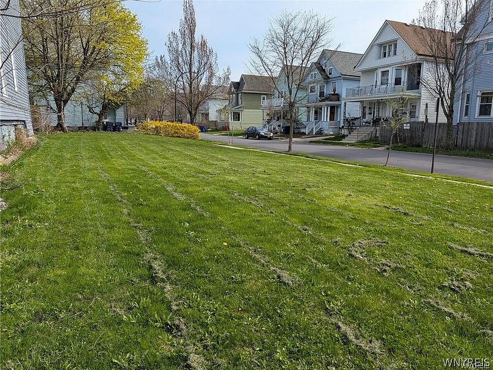 2nd image of 393 Hampshire St #1