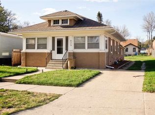 625 7th Ave NE, Minot, ND 58703