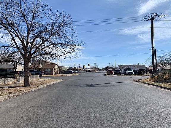 4th image of 402 W Nobles Ave