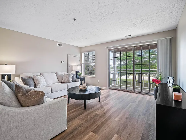 Cherry Tree Village Apartments — Photo 253