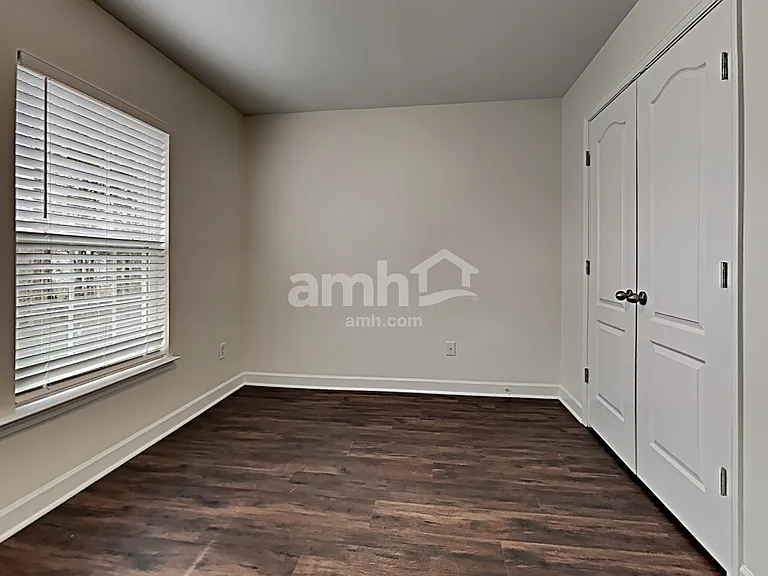 1035 Friartuck Trl — Photo 16