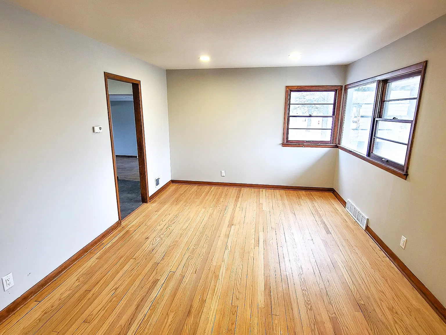 3 bed, 1700 sqft, $2,999 — Photo 4