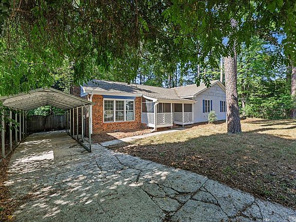3rd image of 1407 Claymore Dr