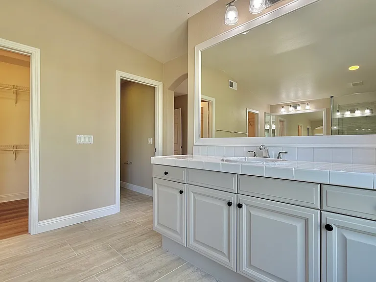 10570 Gaylemont Ln — Photo 36