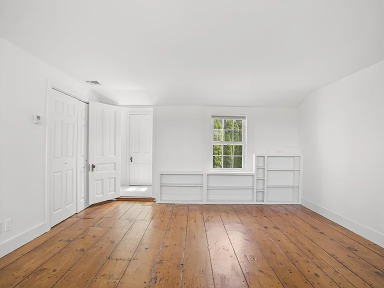 168 Rowayton Ave #A — Photo 12