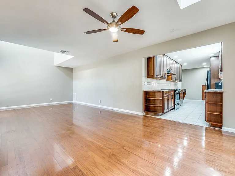 201 W Craig Pl #N — Photo 10