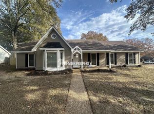 4936 W Hedgewall Cir, Memphis, TN 38141