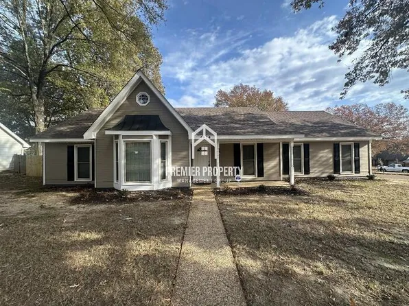 4936 W Hedgewall Cir, Memphis, TN 38141