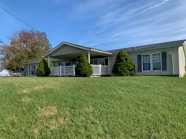 1637 S Deerfield Rd, Washington, PA 15301