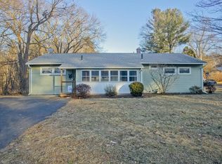 32 Hillside Ave, South Hadley, MA 01075