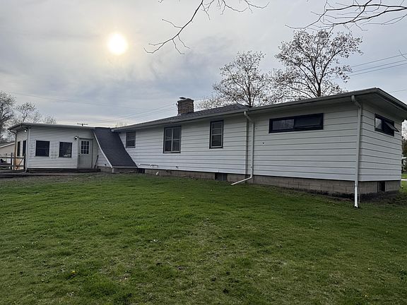 5th image of 1034 Woodlawn Ave
