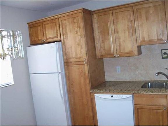 2nd image of 2828 Casita Way APT 206